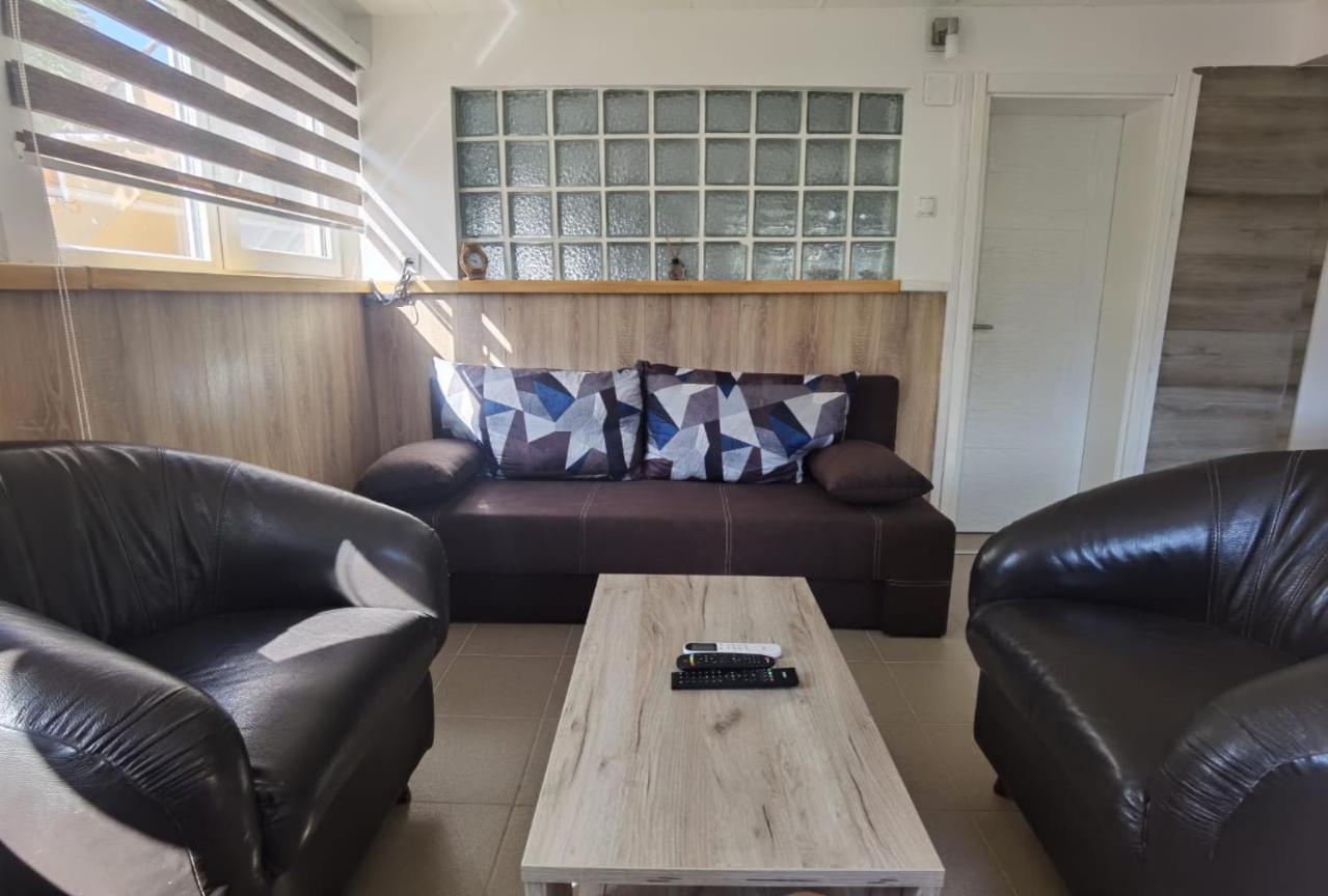 Calm Nest Apartamento Nikšić Exterior foto