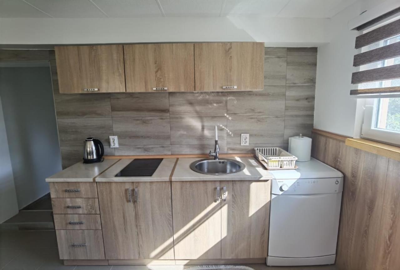 Calm Nest Apartamento Nikšić Exterior foto