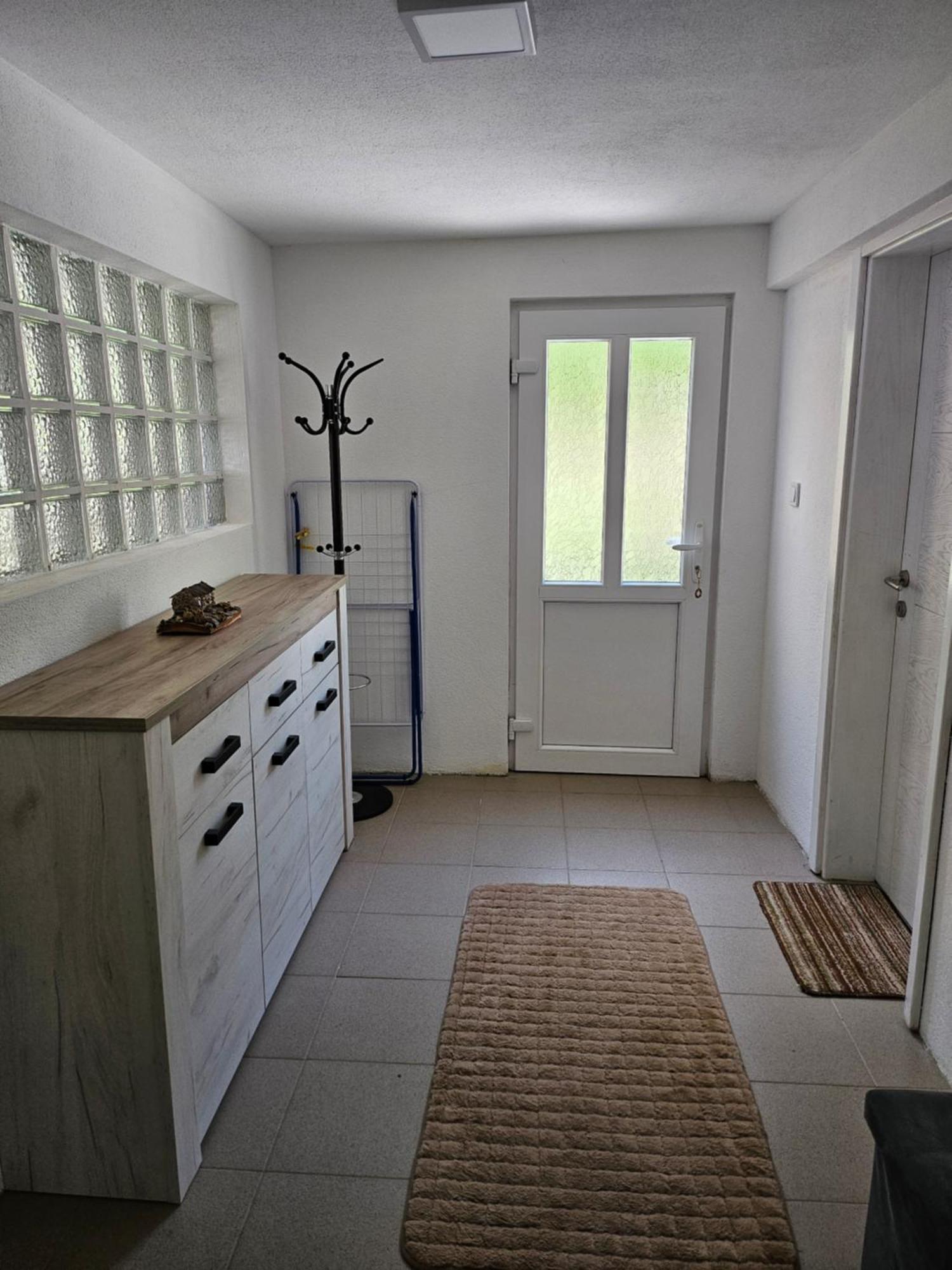 Calm Nest Apartamento Nikšić Exterior foto